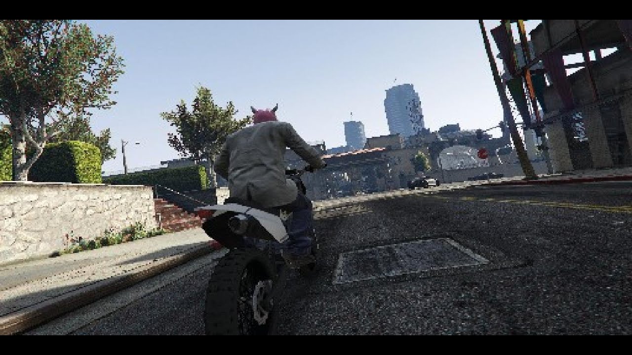HORSIN AROUND*