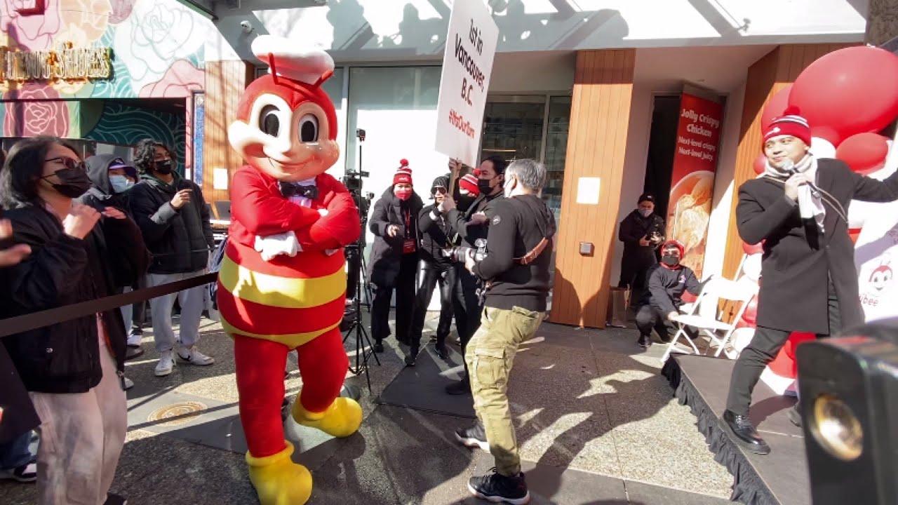 GRAND OPENING OF JOLLIBEE IN VANCOUVER #itsourturn #jollibee #vancouver ##vancity #canada