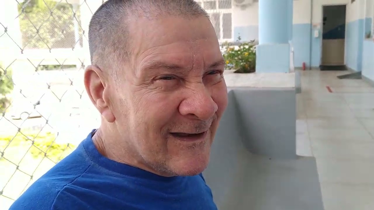SEU VICENTE NÃO É ACOSTUMADO A COMER COMIDA DE RICO 16 de março de 2025
