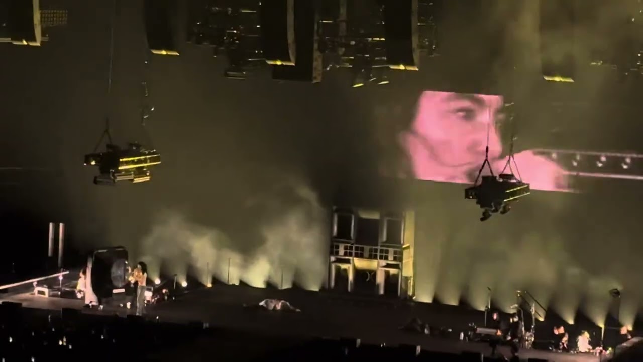 Lorde - Buzzcut Season | Ultrasound World Tour | Kia Forum, Los Angeles, CA 10/18/25