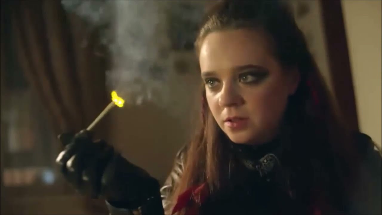 Gloved sexy villainess 52