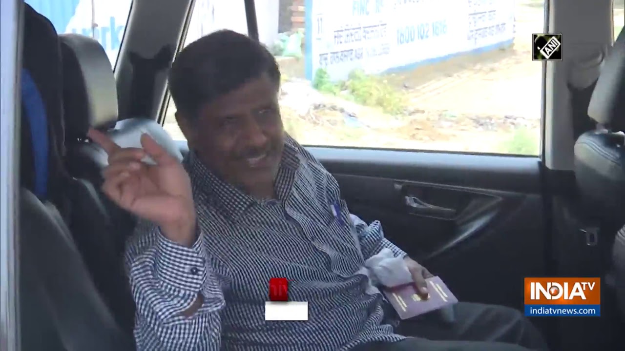 Officials of Indian Embassy in Pakistan return to India