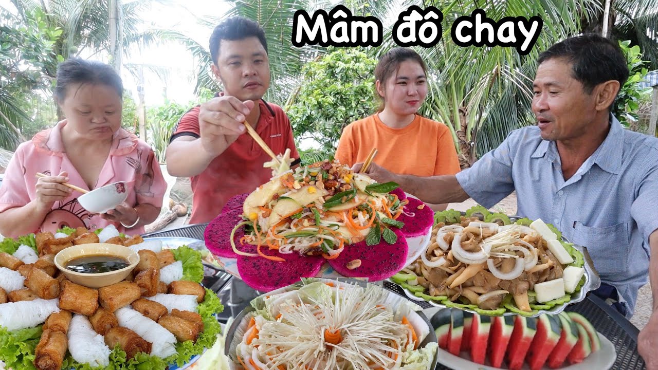 Ngày rằm Quyên làm mâm đồ chay 4 món: LẨU, NẤM NÉ, GỎI…Cả nhà ăn ngon miệng. Quê Tôi #22