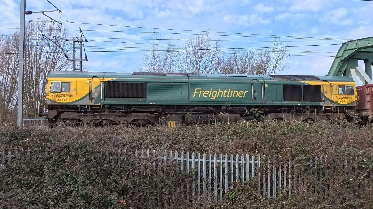 Freightliner 66414 - 6M55 Chesterton Junction Fhh to Wembley Receptions 1-7 on 09 .02.2026