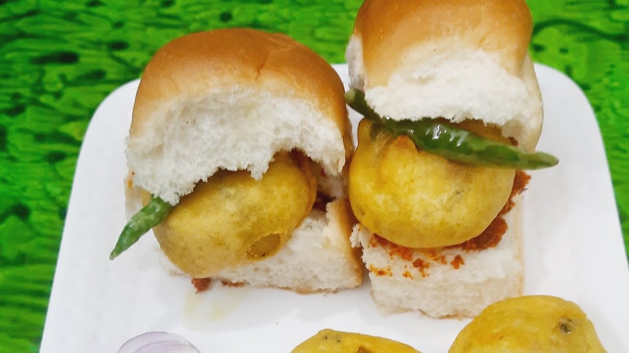 कुछ हल्का फुल्का बनाए टेस्टी बड़ा पाव की आसान रेसिपी 