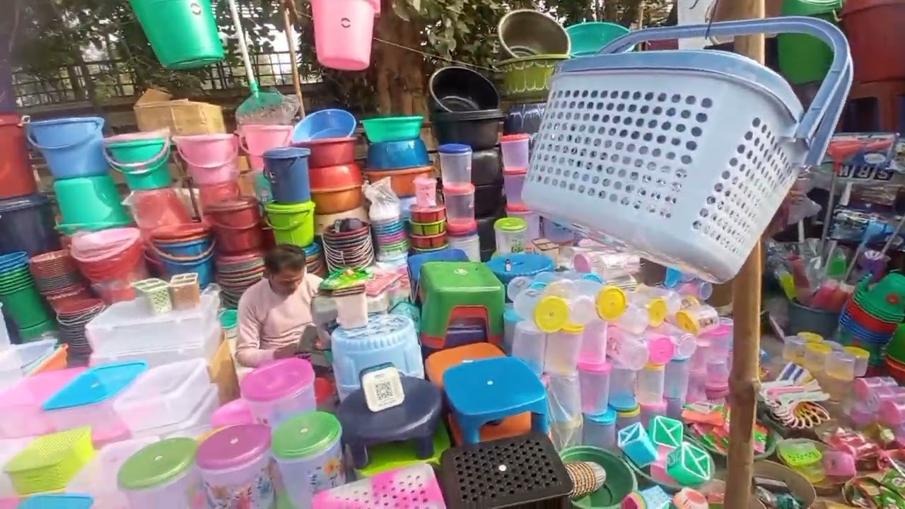 Lucknow ka Budh Bazaar? #Budh bazaar#