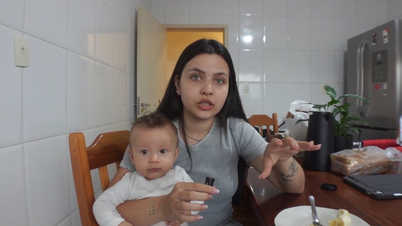 introdução alimentar, famos ao mercado e sono do Kaleb (6 meses)