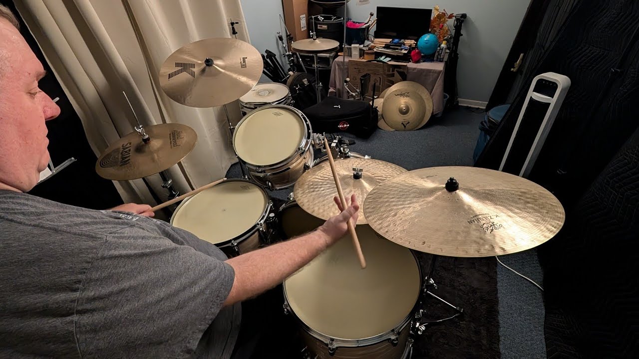 Three voice Jazz comping for New Year's 