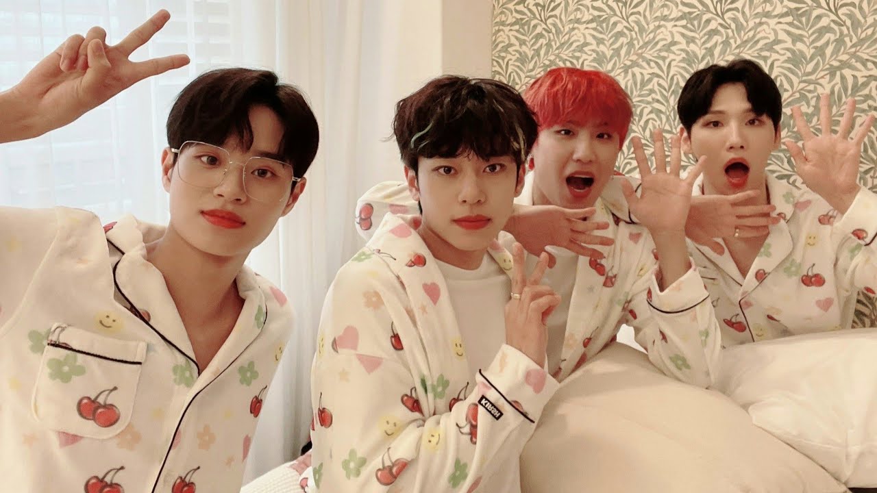 [𝐏𝐋𝐀𝐘𝐋𝐈𝐒𝐓] 룰루랄라 신나볼래 우리끼리 그냥 신나면 돼😚🎵 | 내가 좋아하는 신나는 에이비식스 노래 모음 | AB6IX PLAYLIST | 에이비식스 플레이리스트