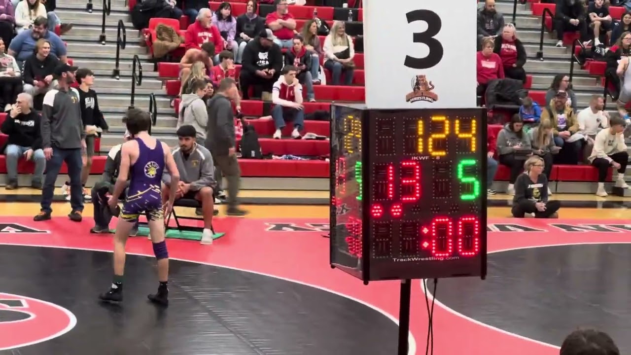 2024-12-21 Quarterfinal - Lincoln Hoger (Wheaton Academy)fall over KOMEN DENAULT (Mendota)