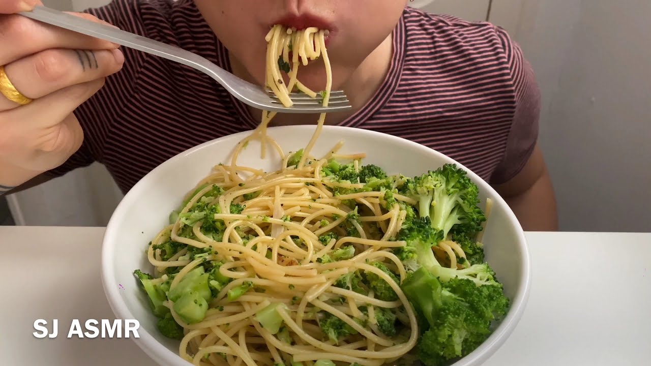 ASMR BROCCOLI PASTA (SPAGHETTI) / ESPAGUETIS DE BROCOLI VEGAN / EATING SOUNDS MUKBANG / NO TALKING