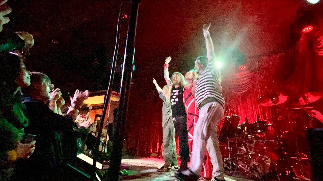 A Thousand Pounds of Nashville Hair Show Your Love to Van Halen Asbrock Shouse Cook Williams 