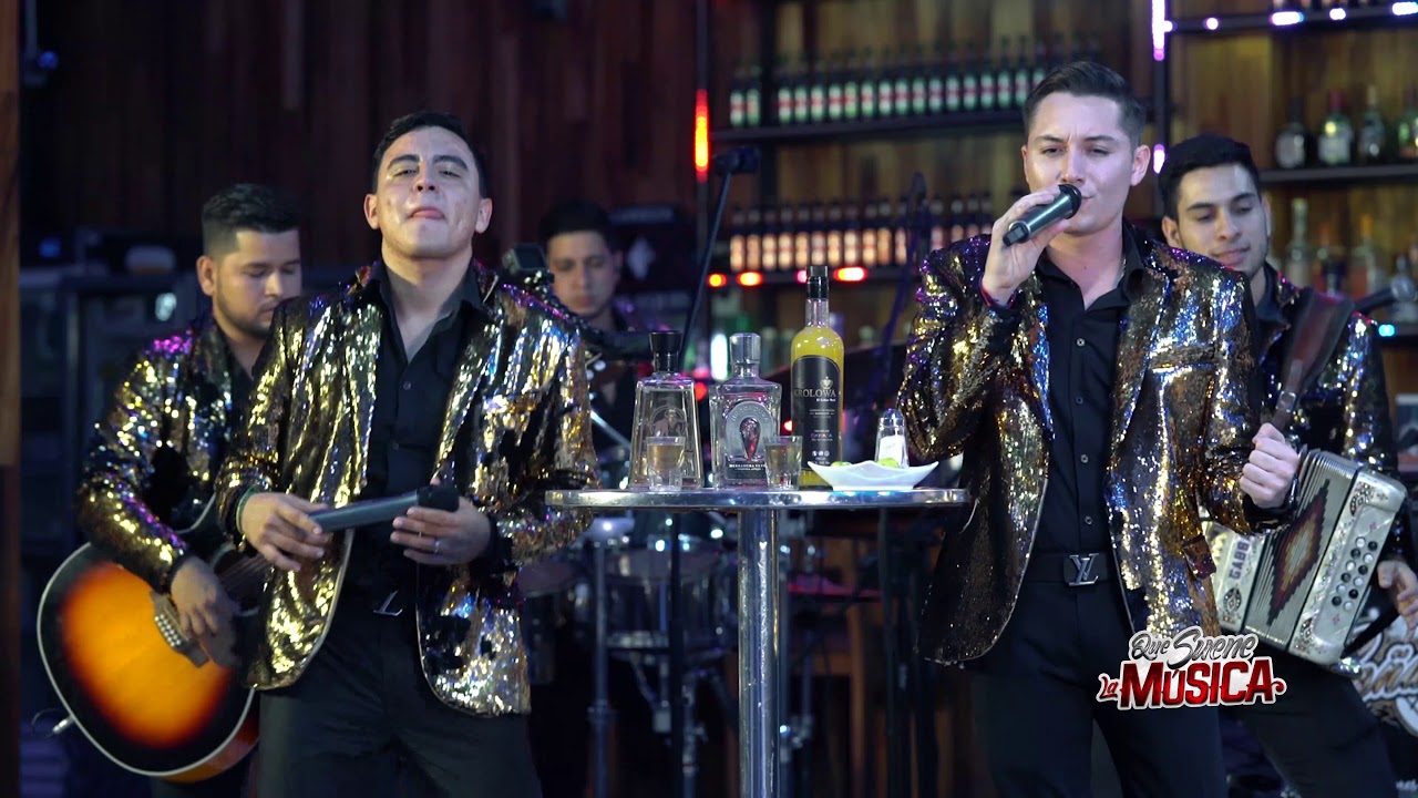 Soñadores De Sinaloa - Popurrí de Julión Álvarez / Demente, Corazón Mágico, Y tú