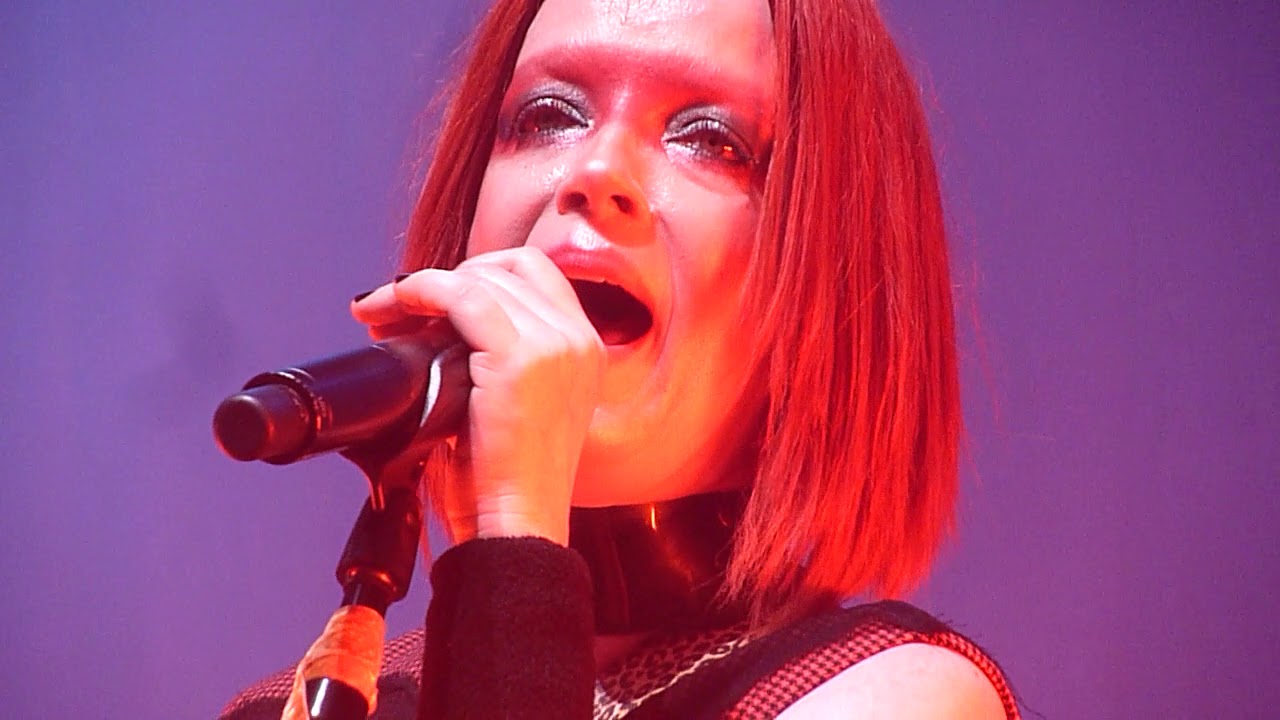 Garbage, live, 22 Sept 2018, Rockhal, Esch, Part 04, You Look So Fine