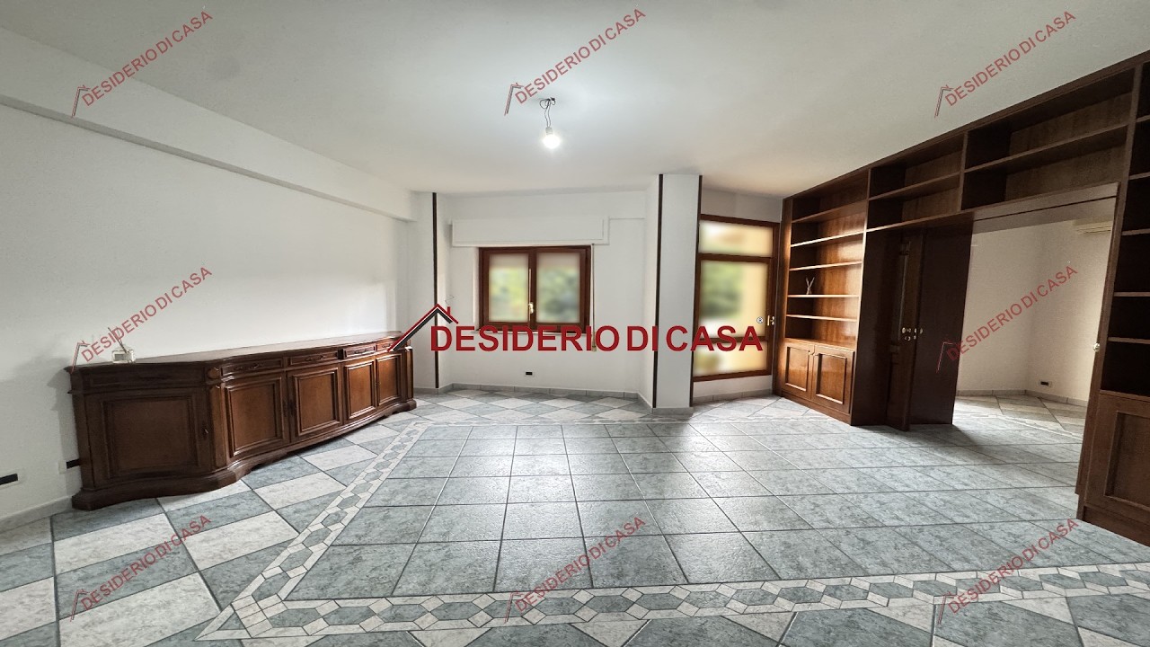 Bagheria: Appartamento 160 Mq - Rif. VRA21011