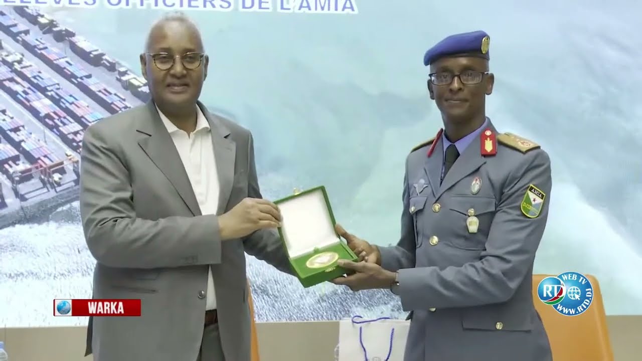 Élèves officiers de l’AMIA visitent les ports de Djibouti et rencontrent le président de la DPFZA