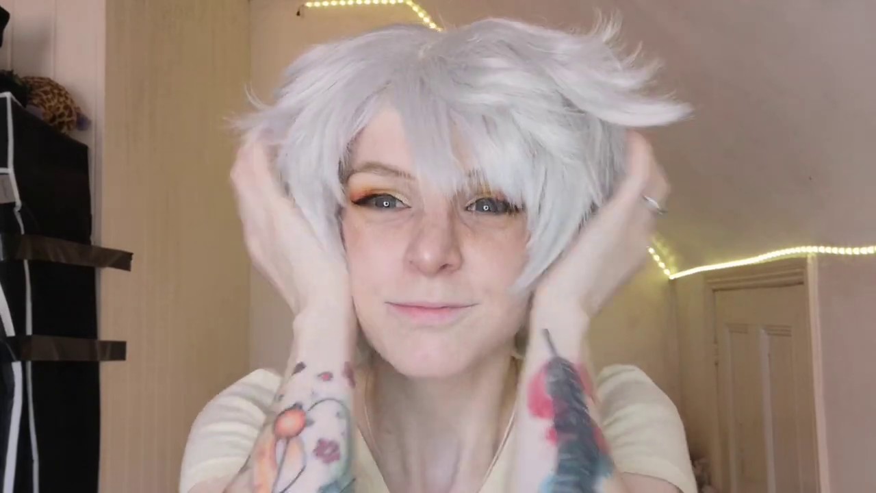 Real time wig styling, texture