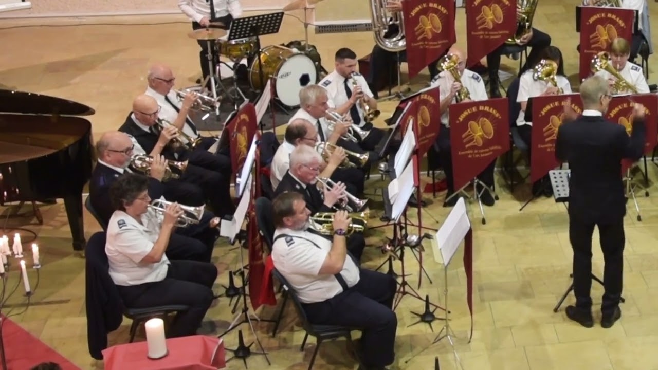 Josué Brass: The Christmas Feeling