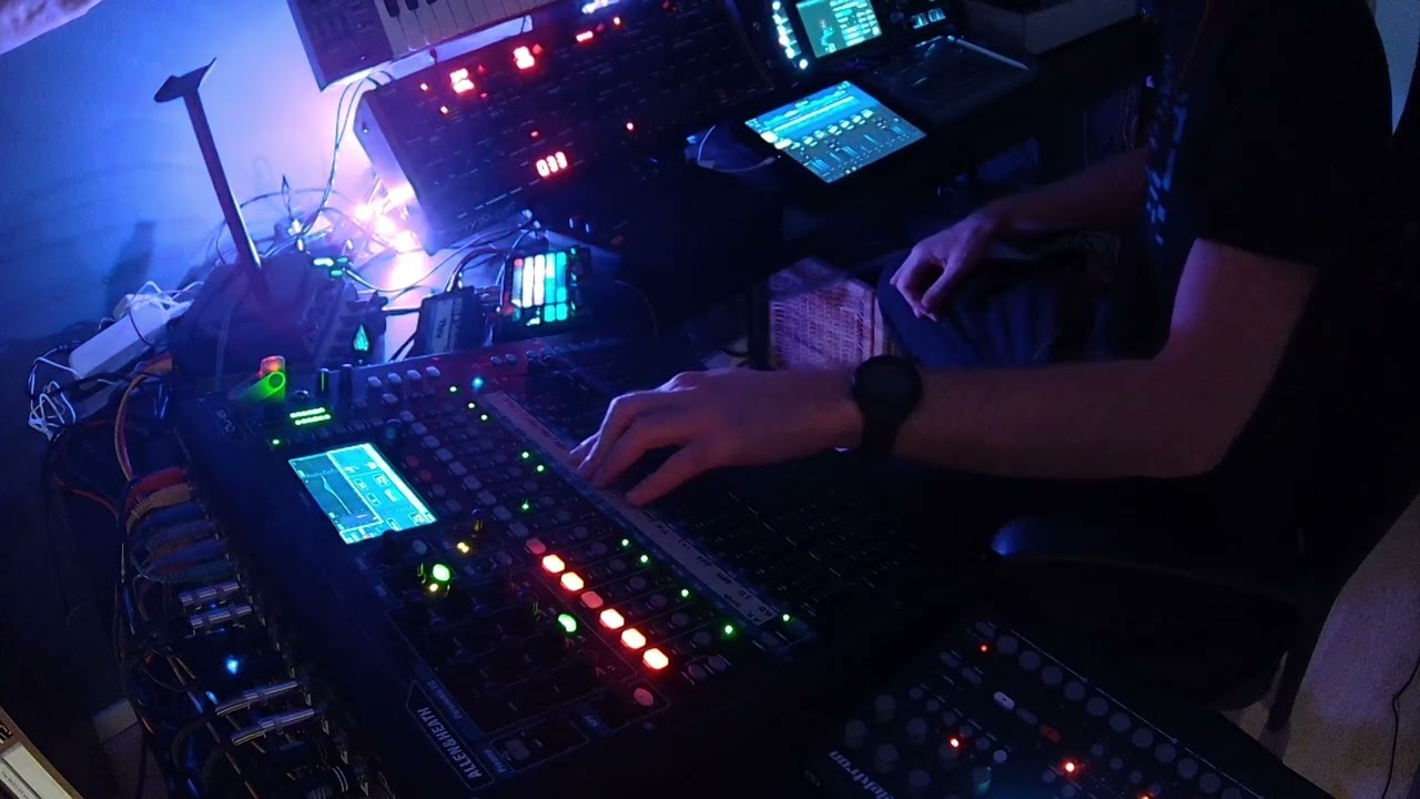'Vibey Ditty' - new mixer 'n drum machine test