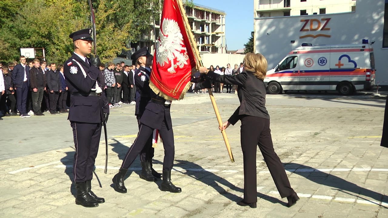 ZDZ w Radomiu ze sztandarem im. 72 Pułku Piechoty