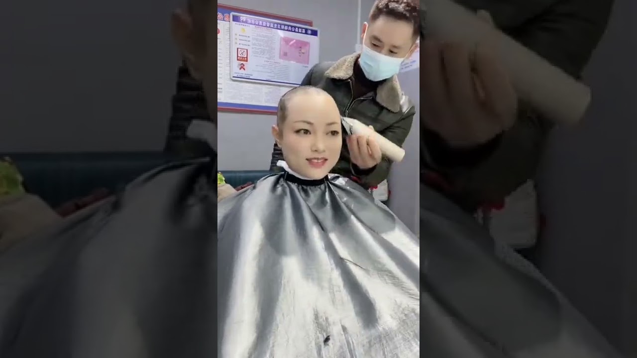 Cewek Cantik Cukur Gundul