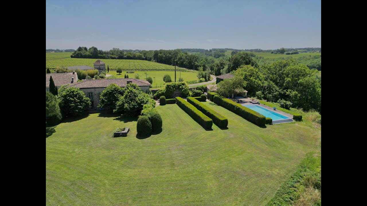 Vers Saint-Émilion (Gironde) - Exceptionnelle propriété de 3 chambres située dans un cadre paisible