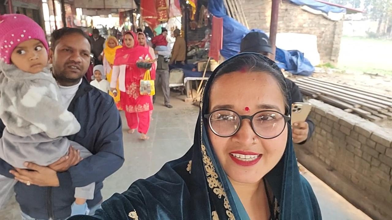 दोनों बहने चल दिए आज शाकुंभरी माता || UP Vlogger Boby Pal Family.