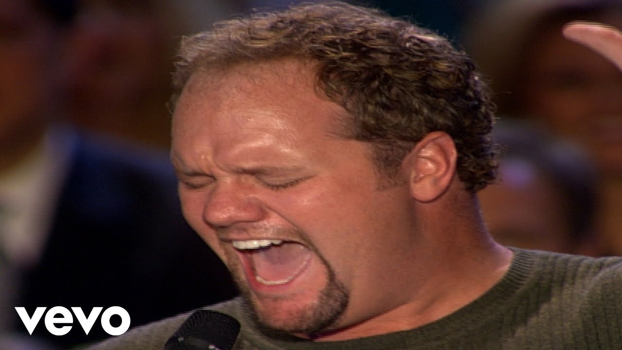 Bill & Gloria Gaither - O Holy Night [Live] ft. David Phelps
