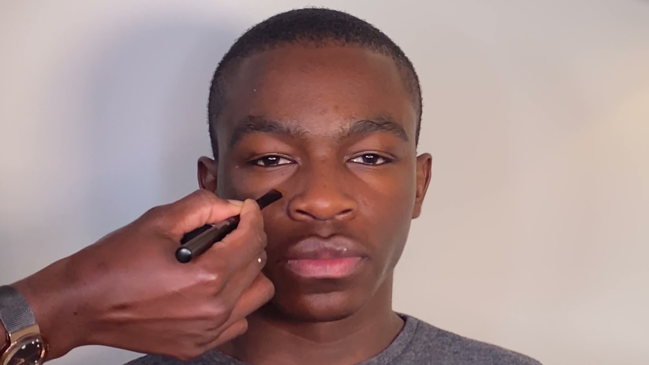 Male grooming for darkskin