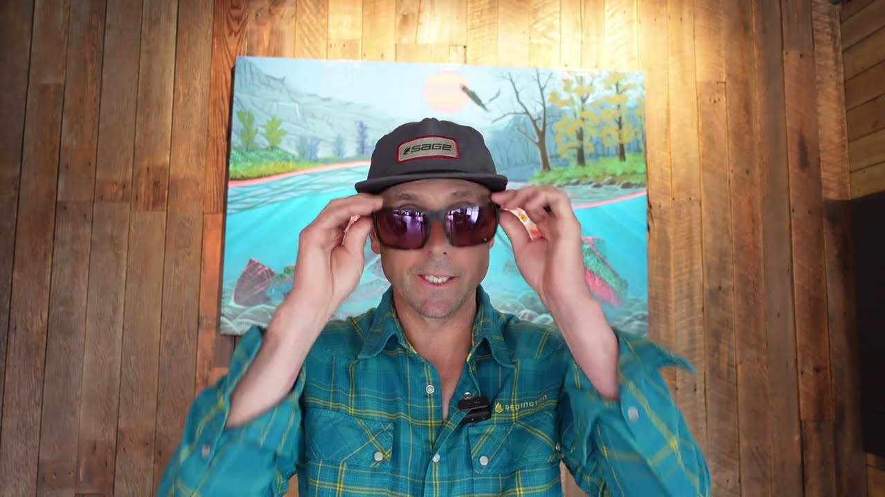 Bajio Stiltsville Sunglass Review // Violet and Green Mirror Lenses