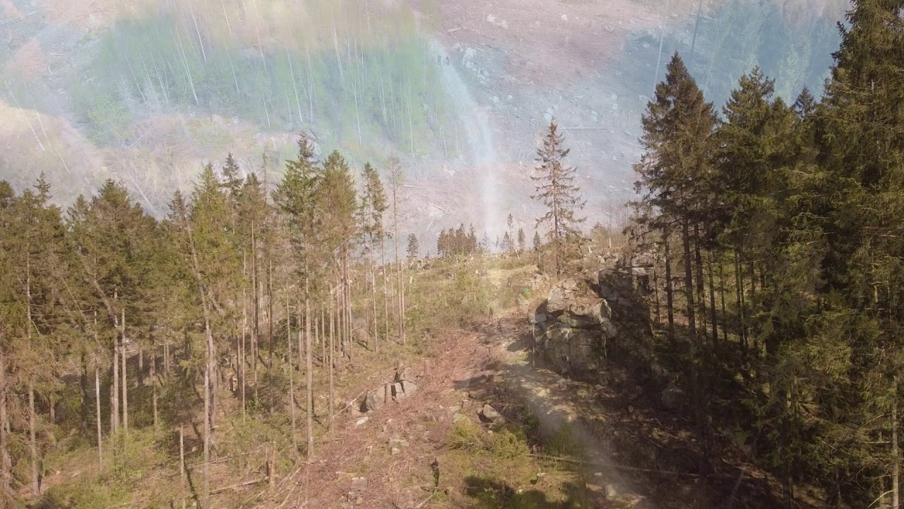 Drohnenflug Harz     Kästeklippe bei Romkerhalle