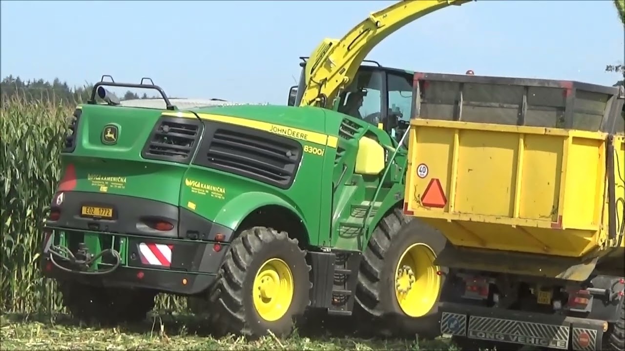 Siláže John Deere 8300i John Deere 7530 Premium a 6170R