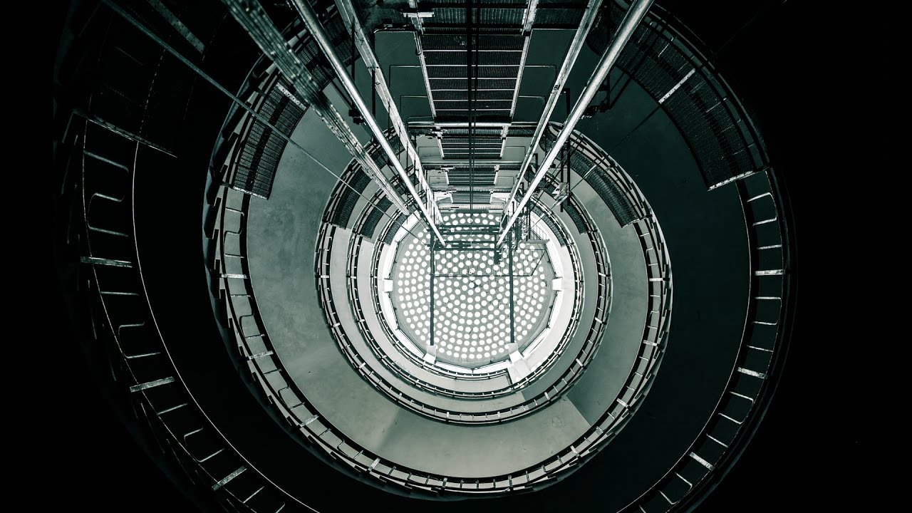 Abandoned Rotating Millionaires Mansion / Lost Abandoned Places Europe