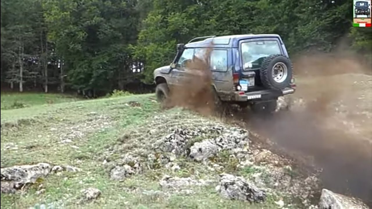 4x4 HARD: Discovery I, stage 1, in action.