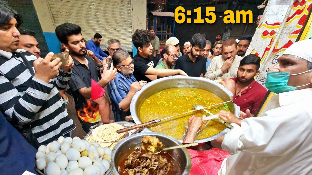Crazy Rush On 🔥 Lahori Mutton & Murgh CHANAY | Street Food Tasty Nashta in Lahore