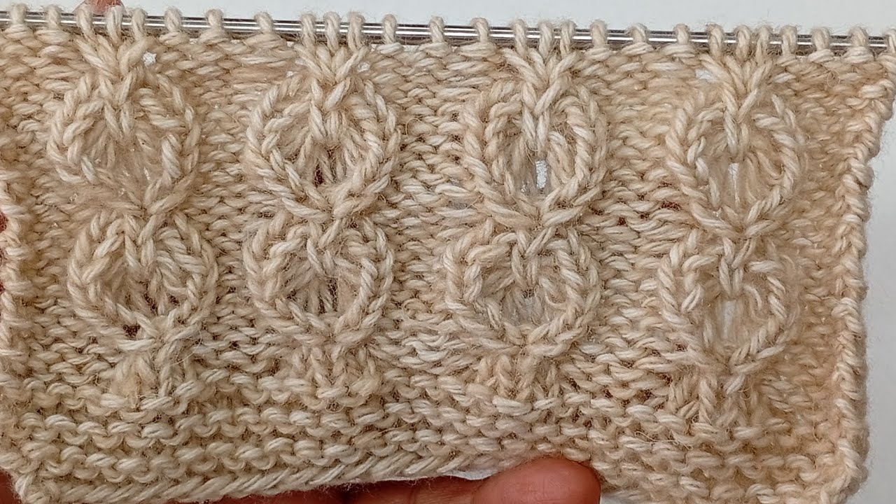 Sıralı Kalpler Örgü modeli
