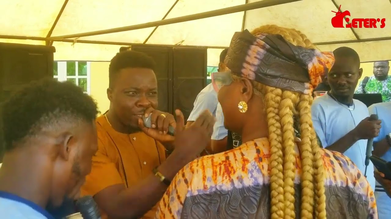 OLUOMO MATTO AT JOHN BELLO MUMMY'S BURIAL.... WATCH TILL END