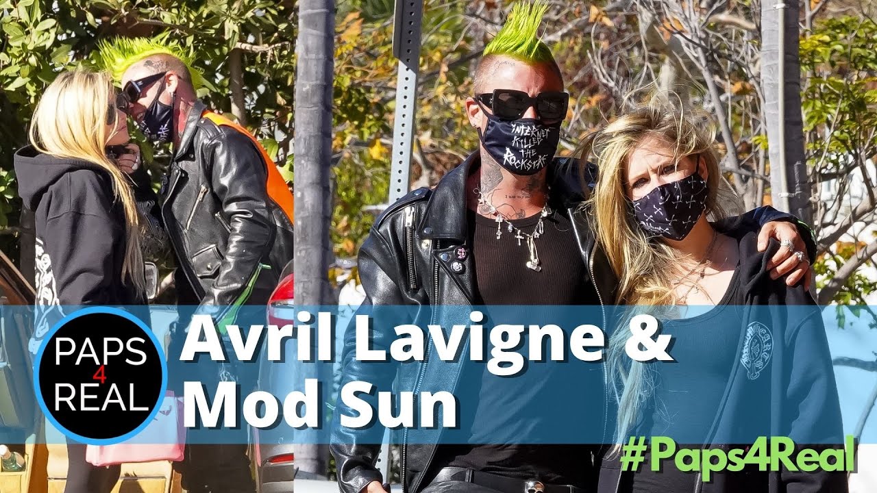 Avril Lavigne and Mod Sun pack on the PDA in Malibu | Paps4Real