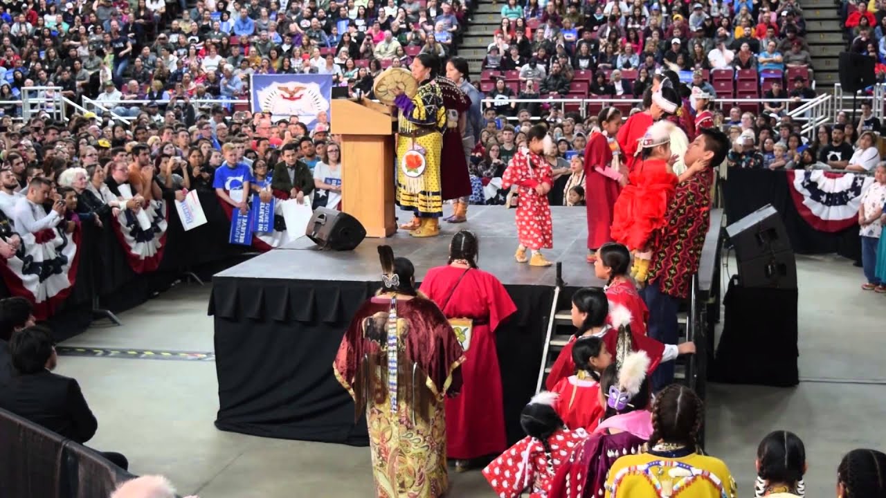 Yakima Nation Swan Dancers at Bernie Sanders Rally (Full)