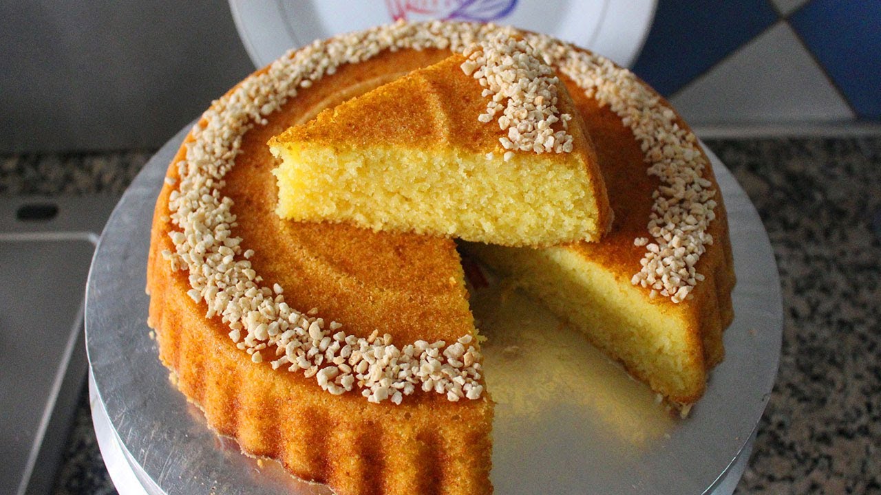 أسههههل كيكة السميدة تحضر في دقائق /حرشة في الفرن/Gâteau de semoule/Semolina cake