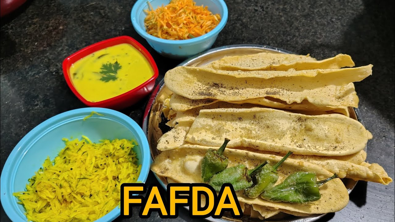 Fafda with papaya sambharo and kadhi | बेसन से बनाये फाफड़ा , 10 मिनट में सफाचट | Gujarati style