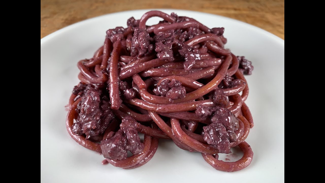 Bigoli salsiccia e lambrusco