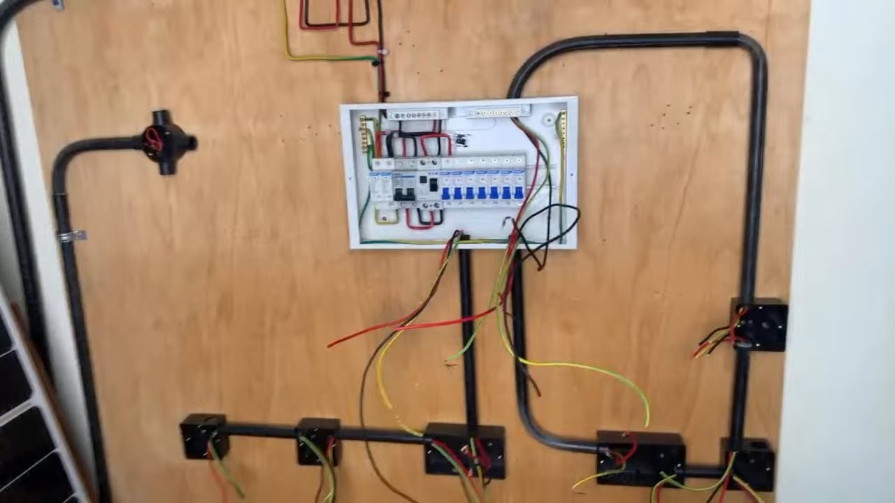 Wiring A Ring & Radial Circuit For Sockets | TOPHEIGHTS ELECTRICIANS