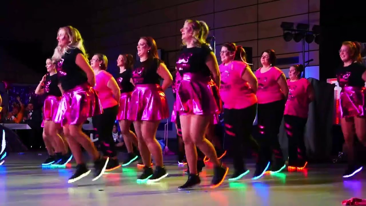 Mitterteicher Stadtball 2024 - Damenballett Starlight