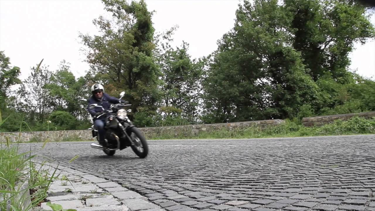 Moto Guzzi V7 Special im Test
