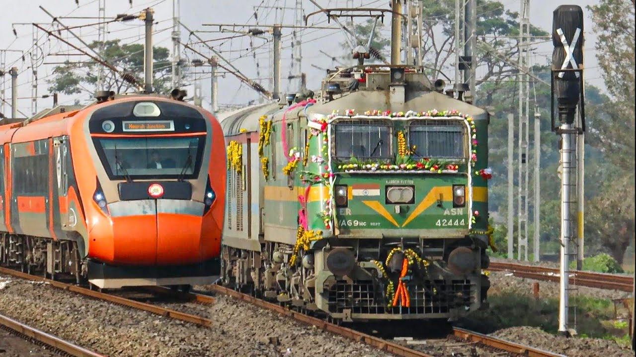 Brand New LHB Tebhaga V/s Orange Vande Bharat | Dangerous 130 Kmph High Speed Actions Of ER