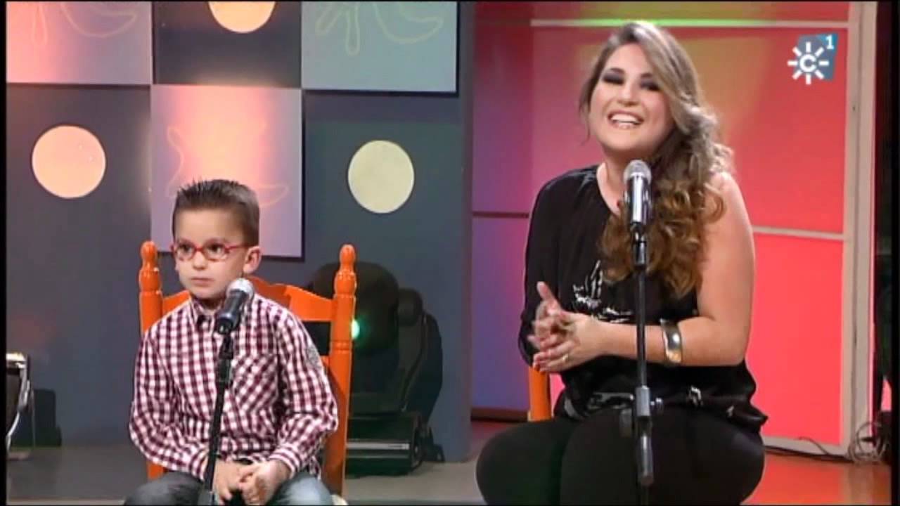 Laura Gallego y Alejandro / Sevillanas Corraleras