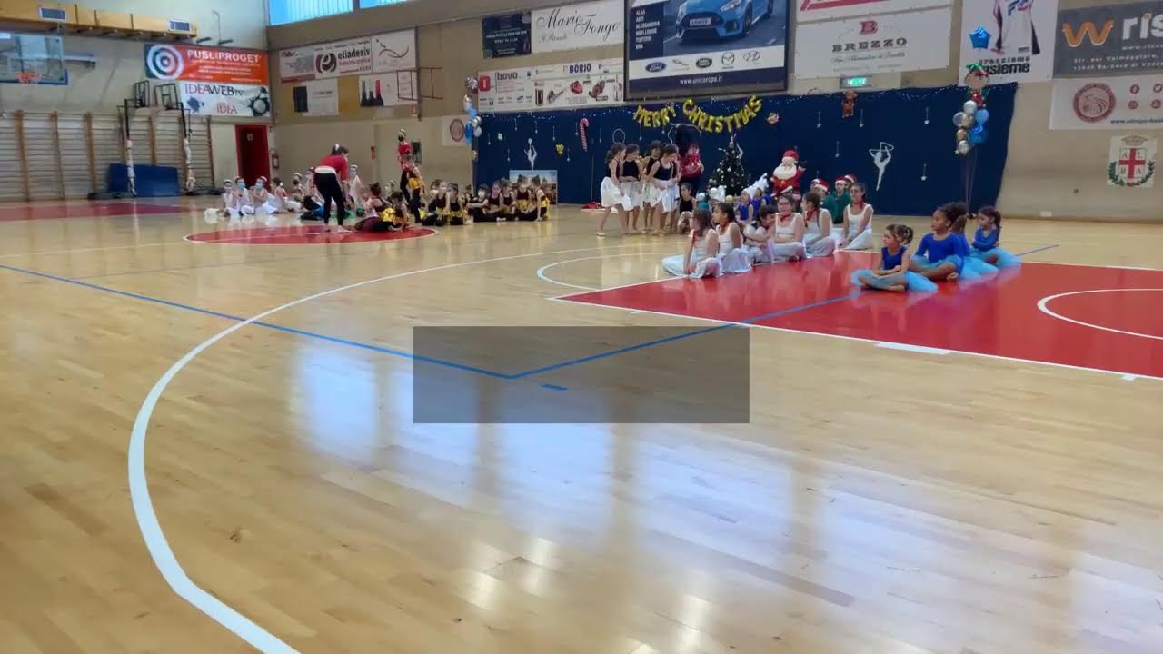 SAGGIO DI NATALE 2021 Victoria Alba