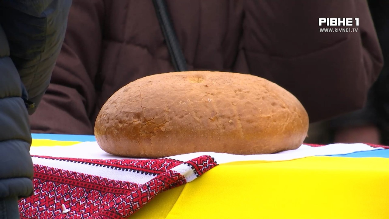 Потрійна втрата: У Рівному попрощалися з полеглими Героями