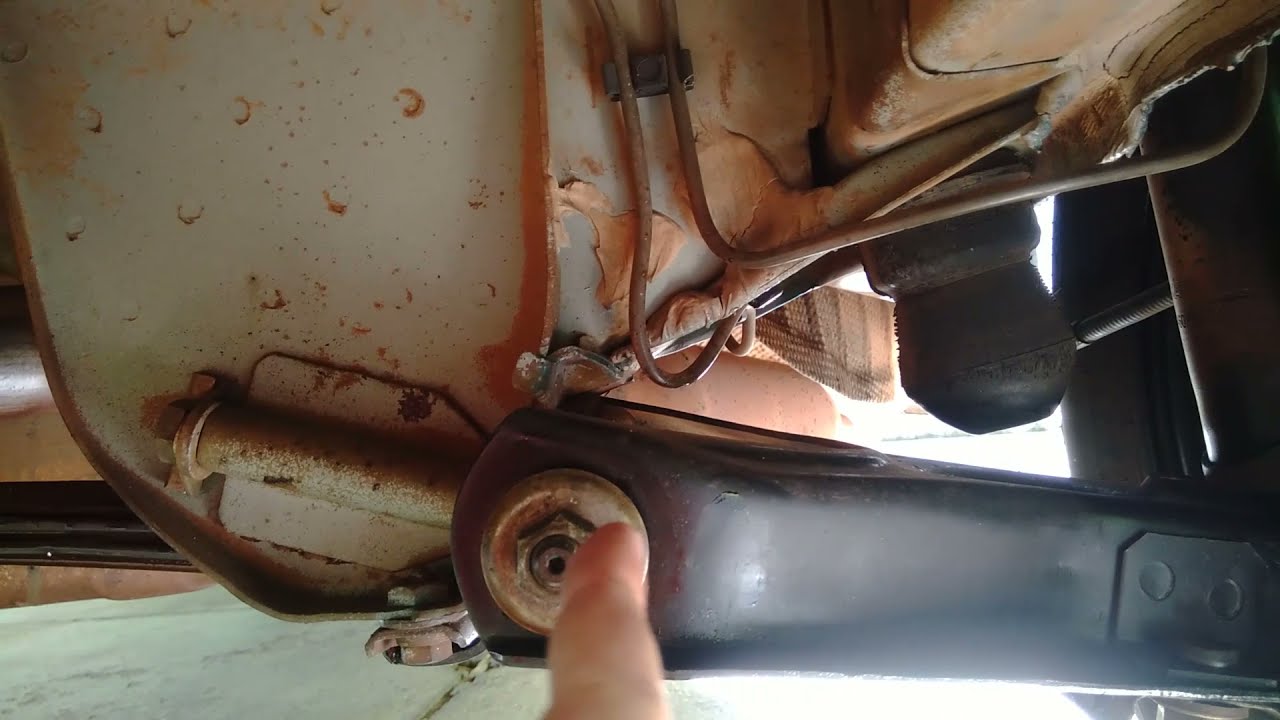 Dicas - Eliminando ruído na suspensão traseira do Fiat Uno
